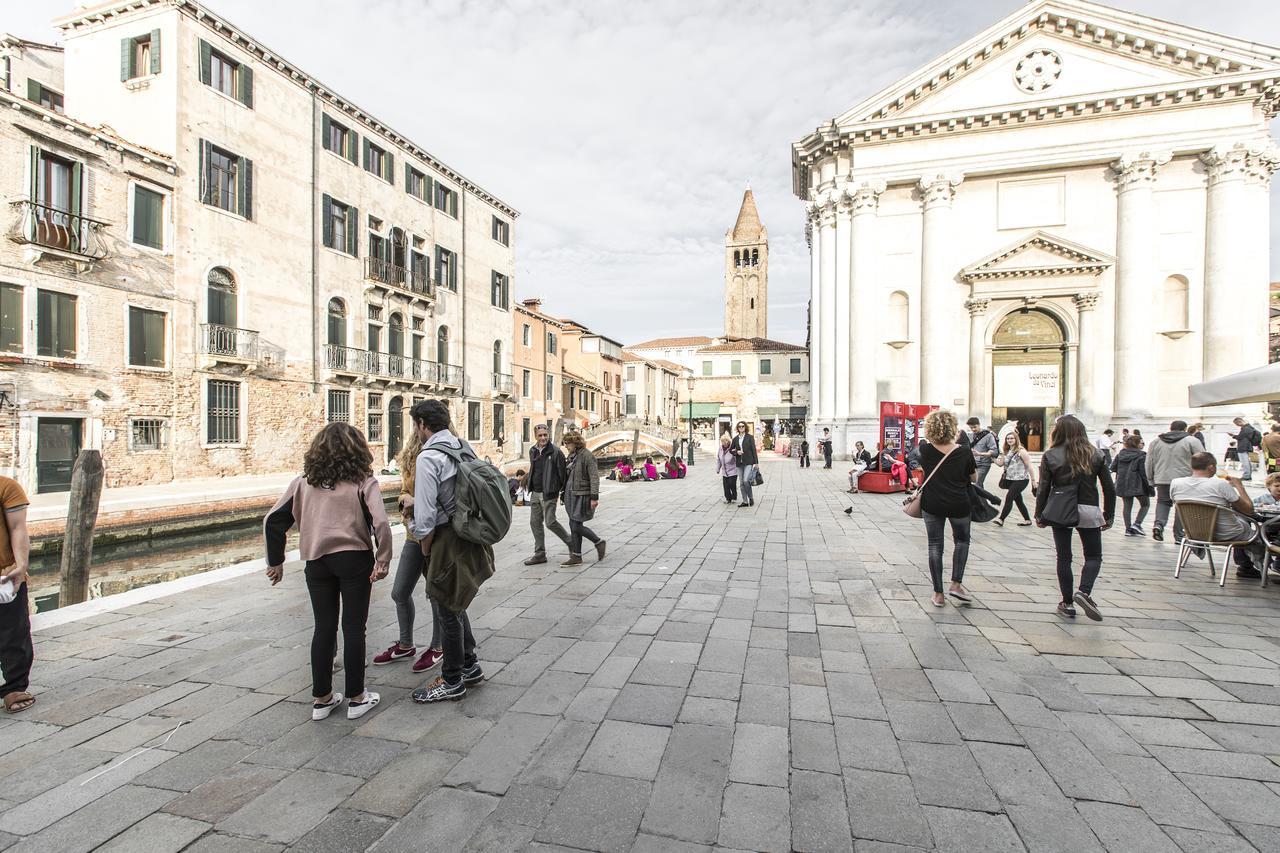 Ca Rezzonico Apartment R&R Venice Luaran gambar