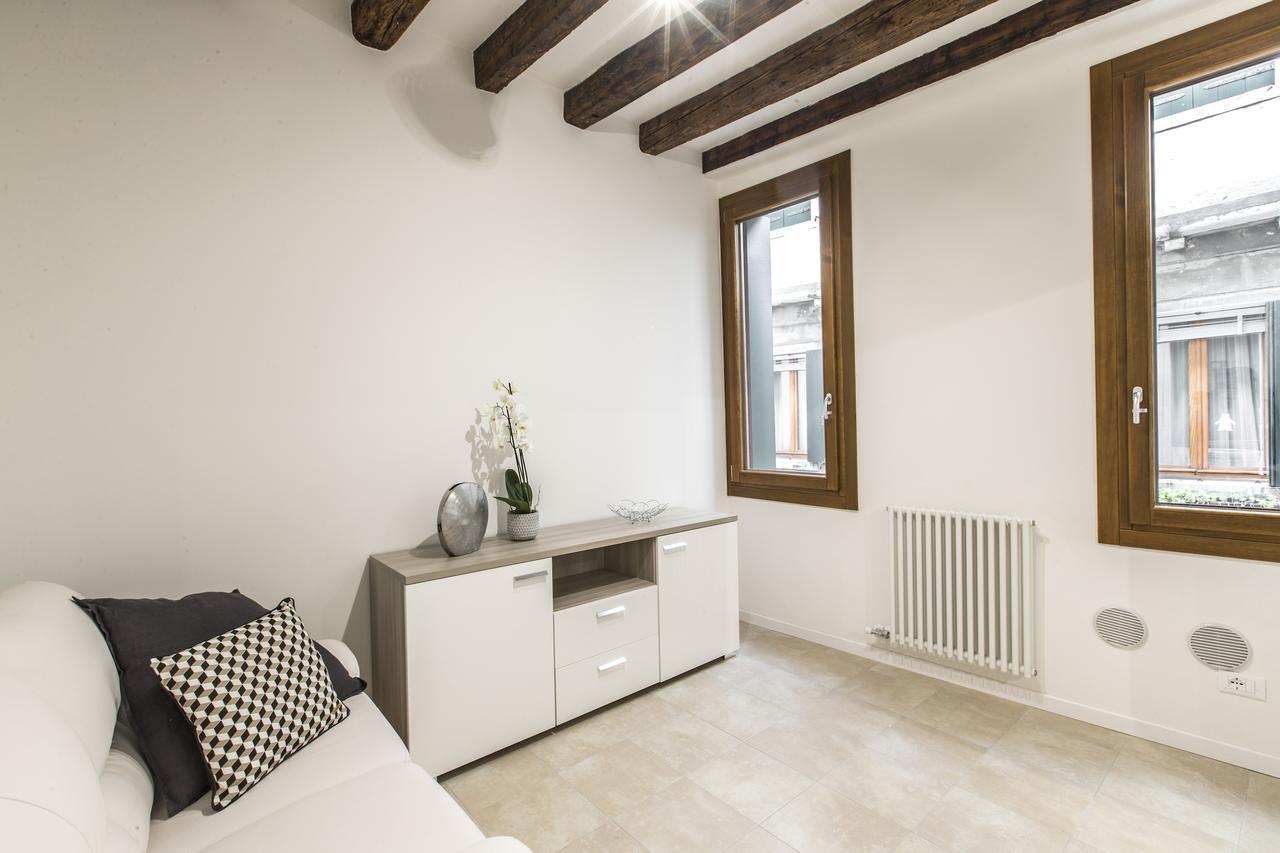 Ca Rezzonico Apartment R&R Venice Luaran gambar